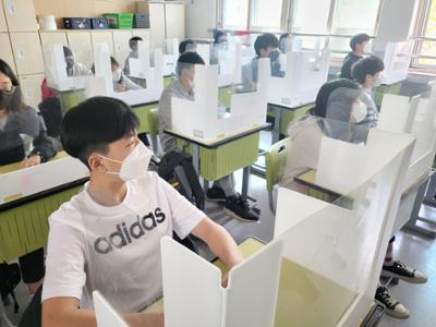 [2022양구행복교육지구] 찾아가는 진로콘서트(양구중-2022.05.04.)